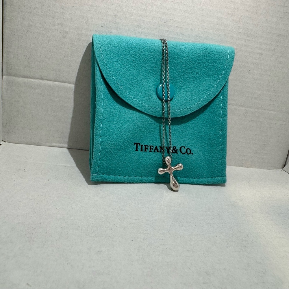 Tiffany & Co. Elsa Peretti Sterling Silver Cross Pendant Necklace
